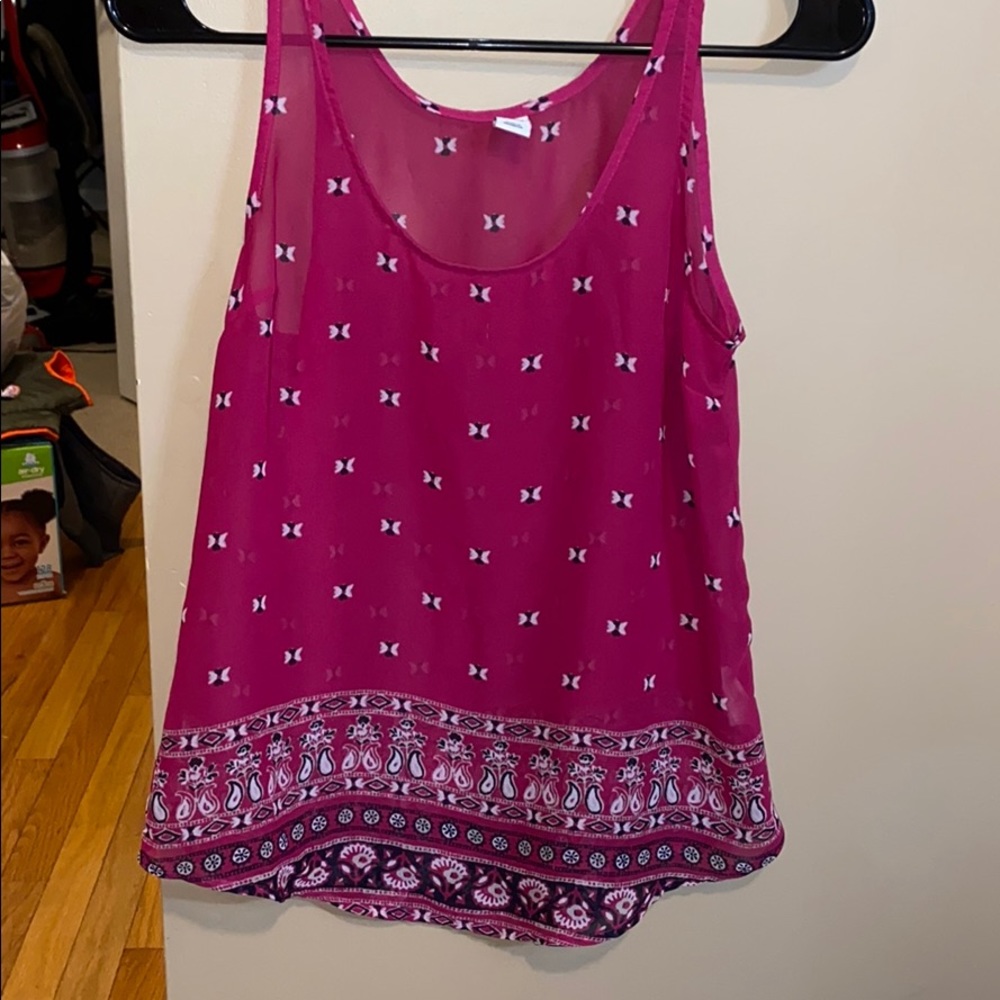 Old navy pink tank top